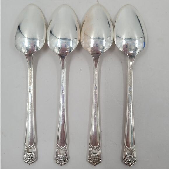 Rogers Brothers Silver Plate Eternally Yours Coquette 4 Teaspoons 2 - Picture 3 of 10